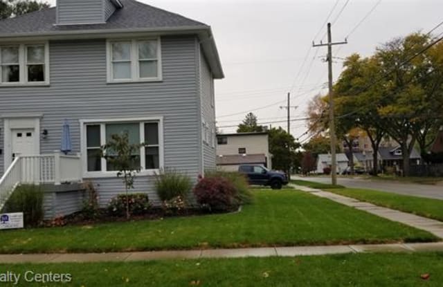375 ARDMORE Drive - 375 Ardmore Drive, Ferndale, MI 48220