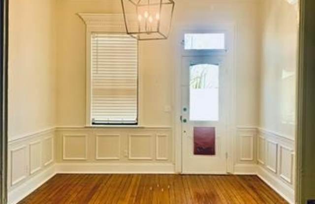 146 N TELEMACHUS Street Gallery 2