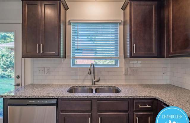3332 Ivey Wood Lane - 1 Gallery 3