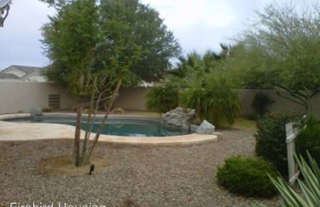 2010 E. Fawn Dr - 2010 East Fawn Drive, Phoenix, AZ 85042