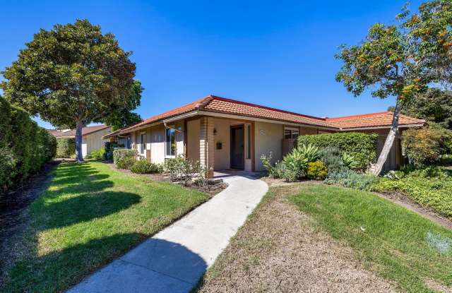 Laguna Woods Single Level Condo Gallery 1