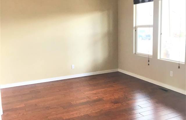 1397 Celtic St photos photos