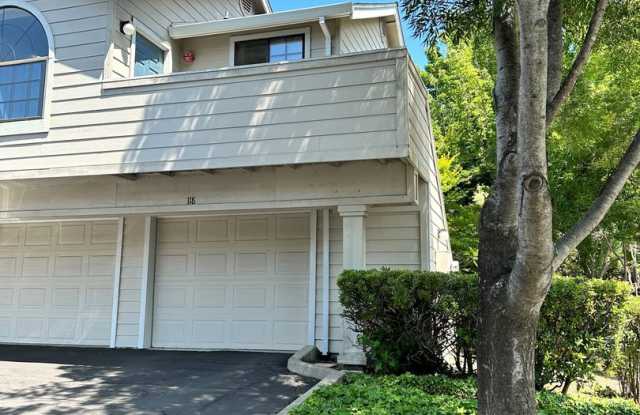 Upstairs One-bedroom Condo photos photos