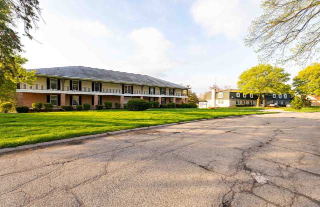 ONE11 COLLECTION - GRAND BLANC photos photos
