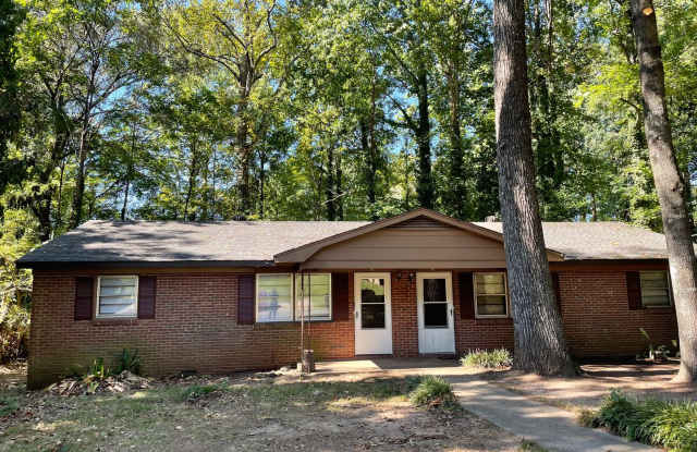 Available Now! Two bedroom apartment !! Gallery 3