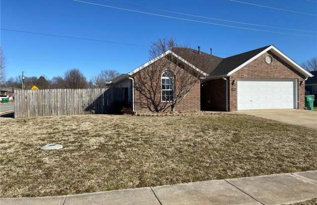 770 Dogwood  ST photos photos
