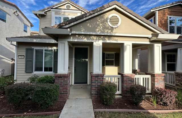Beautiful 3 Bedroom, 2.5 Bath Mountain House Home photos photos