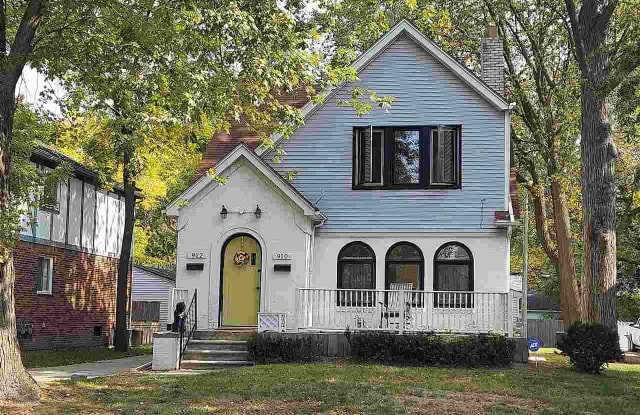 912 Neff - 912 Neff Rd, Grosse Pointe, MI 48230