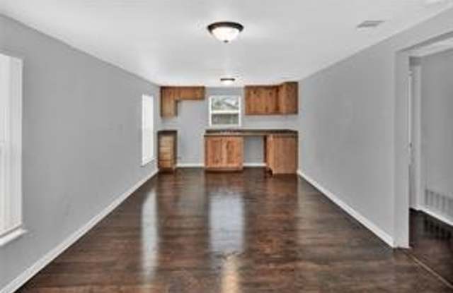 Home on acreage Gallery 4