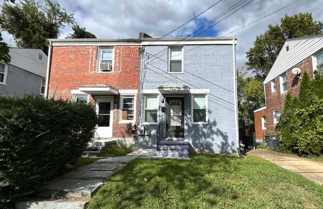 Lovely 2 BR/2 BA Semi-Detached Home in Marshall Heights! photos photos