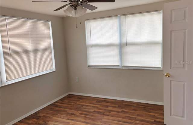 4610 PROFESSIONAL LOOP Gallery 4