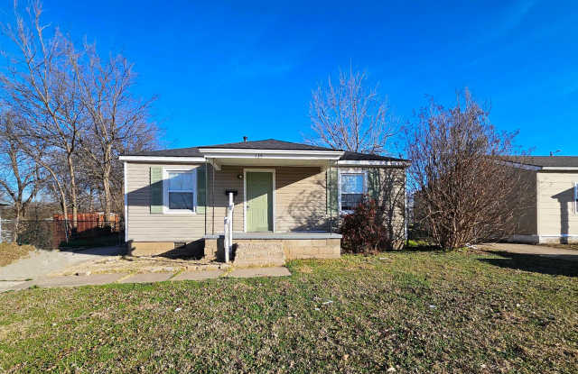 Cute 2 Bed-Detached Garage-Nice Location photos photos