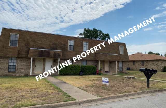 1128 Highbush Drive - 1128 Highbush Dr, Benbrook, TX 76126