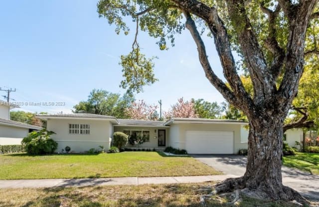 408 Como Ave - 408 Como Avenue, Coral Gables, FL 33146