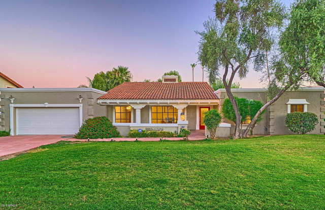 217 W FRIER Drive - 217 West Frier Drive, Phoenix, AZ 85021