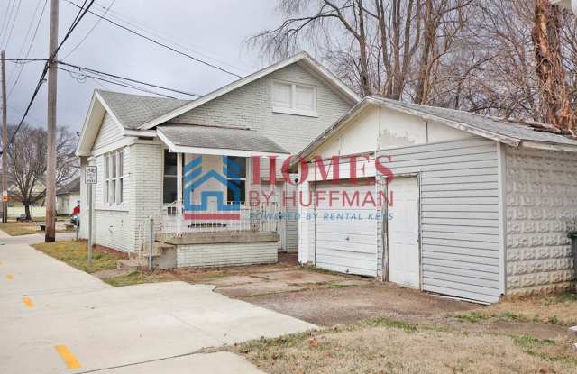 Two Bedroom House | February $99 Move In Special photos photos Two Bedroom House | February $99 Move In Special photos photos