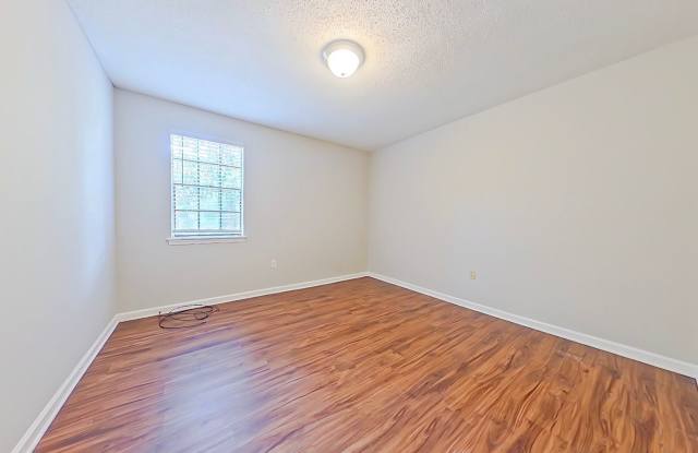 3 Bedroom 2 Bath Home in Martinez Gallery 3
