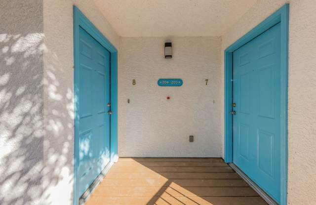 3 Bed / 2 Bath — 3 Balconies + 2 Free Parking Spots — $3,300/mo Gallery 3