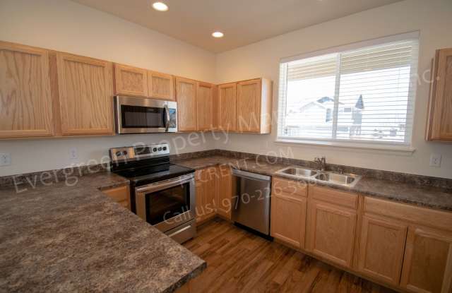 Beautiful 4 Bedroom Home in Copper Ridge, Loveland! photos photos