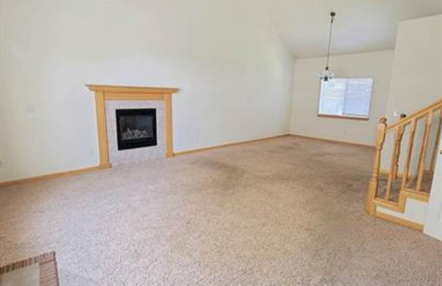 Single Family Home in Hunters Cove Gallery 3