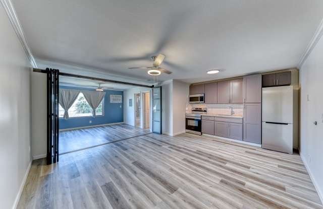 FREMONT MANOR photos photos