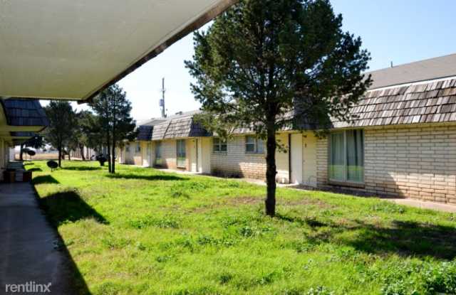 1801 E 1St St - 1801 East 1st Street, Dumas, TX 79029