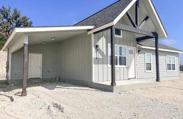 2519 Golf Dr Gallery 3