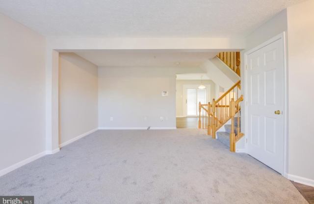 9307 VANGUARD Court Gallery 4