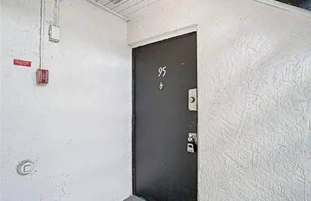 2BR Condo Near UCF – All-Inclusive Living & Resort Amenities! Gallery 3