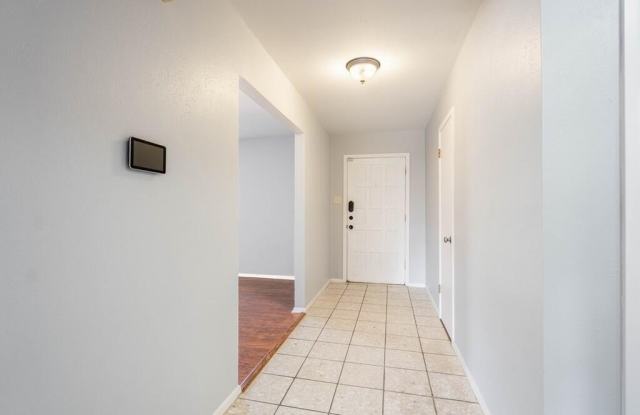 2807 Maxwell Dr Gallery 3
