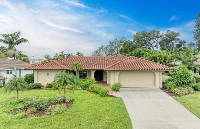 221 LOOKOUT POINT DRIVE photos photos