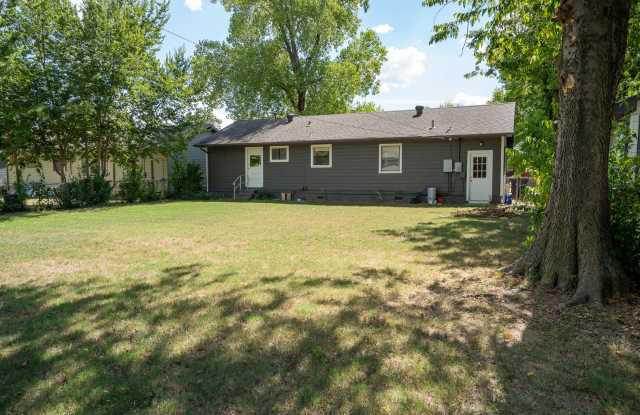 3 Bed 1 Bath MIDTOWN home!! photos photos