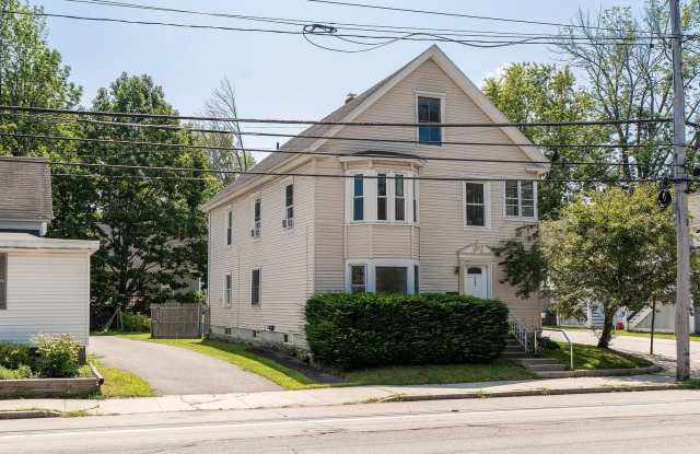 646 Main Street - 646 Main Street, Westbrook, ME 04092