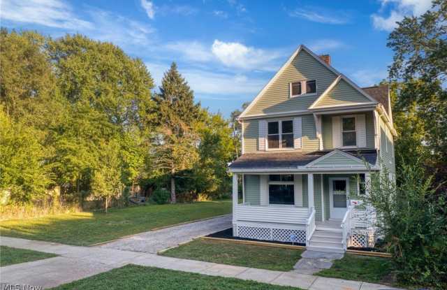 6209 Pear Avenue photos photos