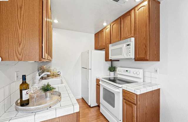 5536 Makati Cir photos photos