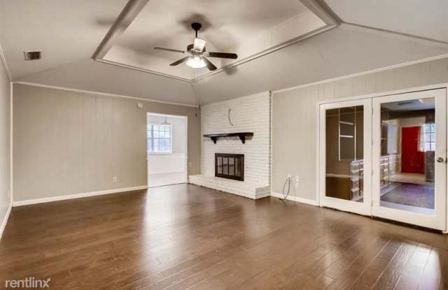 600 Spring Willow Dr Gallery 3