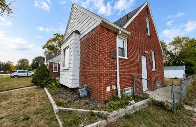 22700 West Chicago Gallery 3
