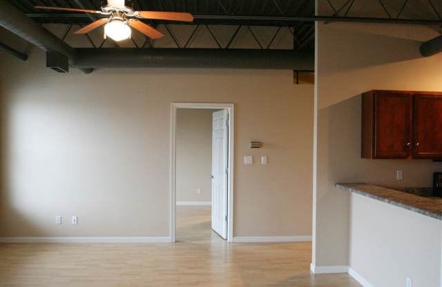 1120 S. Walnut Gallery 2
