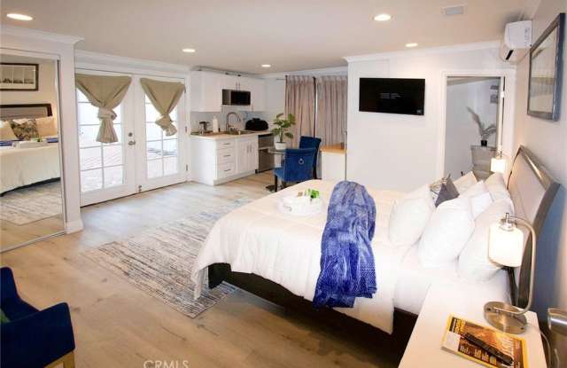 5929 Colfax Avenue photos photos