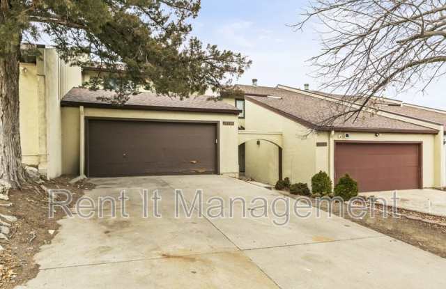 10914 Saratoga Plaza photos photos