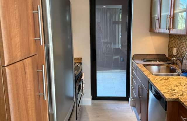 1 Bedroom 1 Bath Condo Sandy Cove II Short Term Rental/Annual Rental Gallery 3