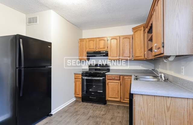 701 Berkeley Dr Gallery 2