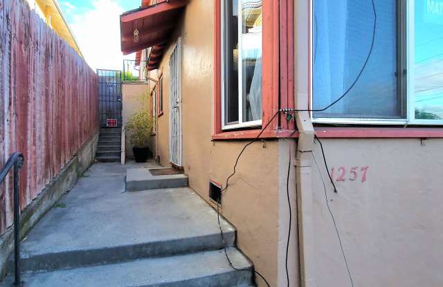1257 East 34th Street - 1 photos photos