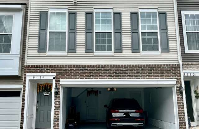 9194 Wyche Knoll Lane Gallery 1