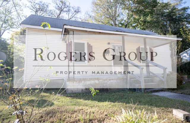 $500 RENT CREDIT SPECIAL - Homes for Rent in Henderson NC - 920 Champion Street - Schedule Showing Online at www.rentnc.net - 920 Champion Street, Henderson, NC 27536