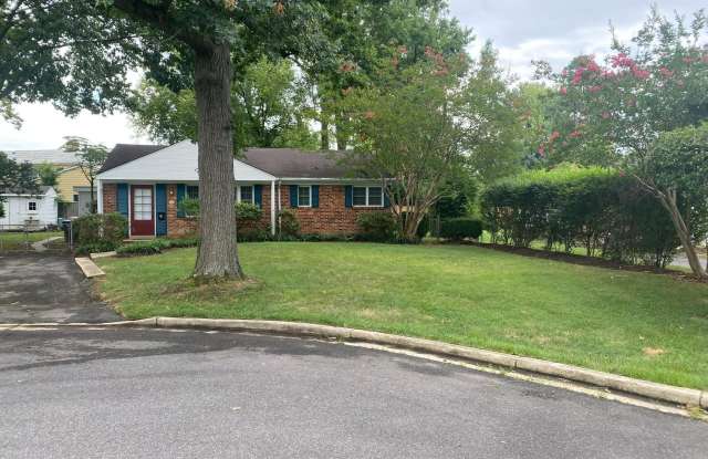 1803 STRATFORD DRIVE - 1803 Stratford Drive, Fort Hunt, VA 22308