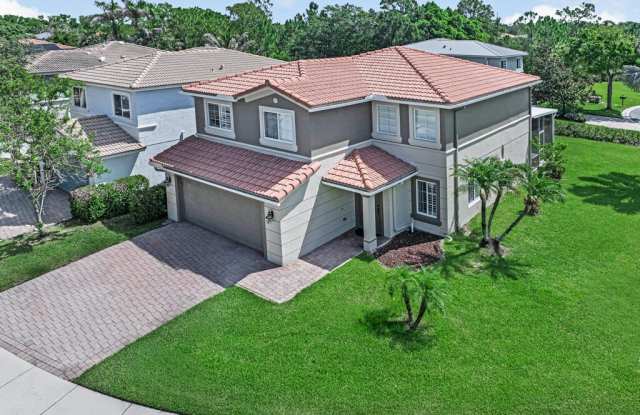 4825 SE CHILES Court Gallery 2