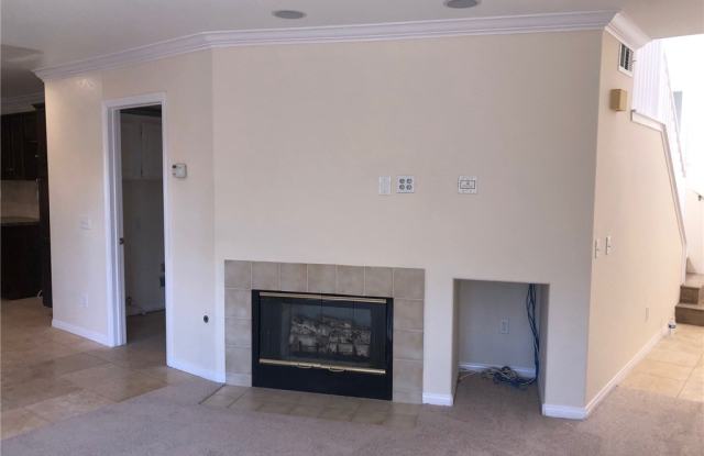 483 Hummingbird Drive Gallery 4