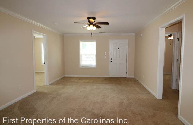 511 Flat Rock St. Gallery 3