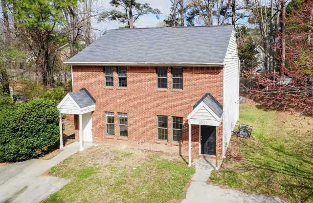 Move In Ready Two Bedroom Home! photos photos